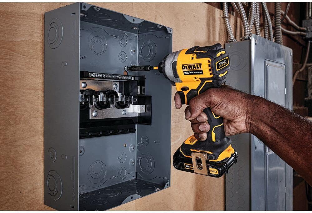 Cordless Impact Driver, Compact, 1/4-Inch, Tool Only Y13261