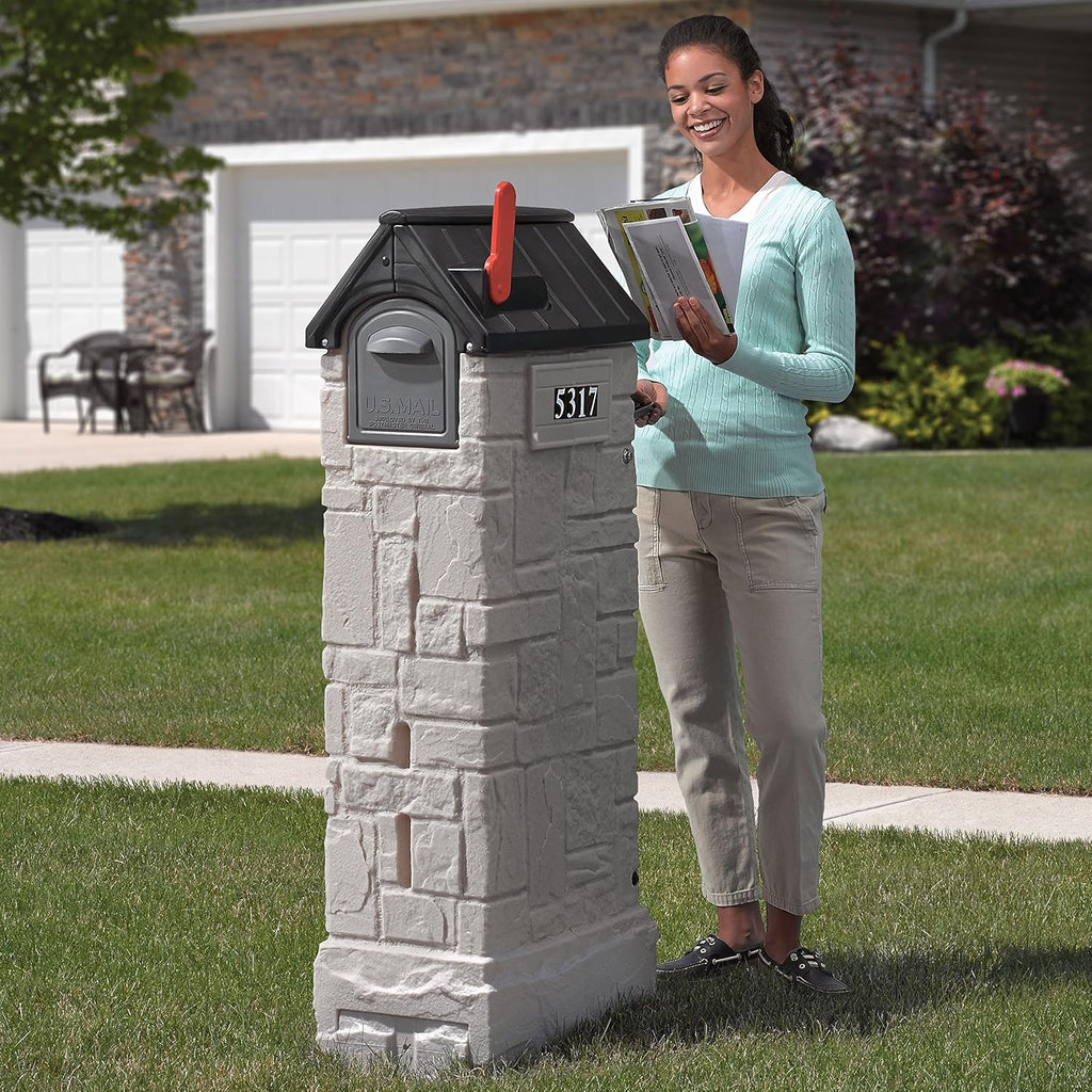 Mailbox with Extra Storage T696195