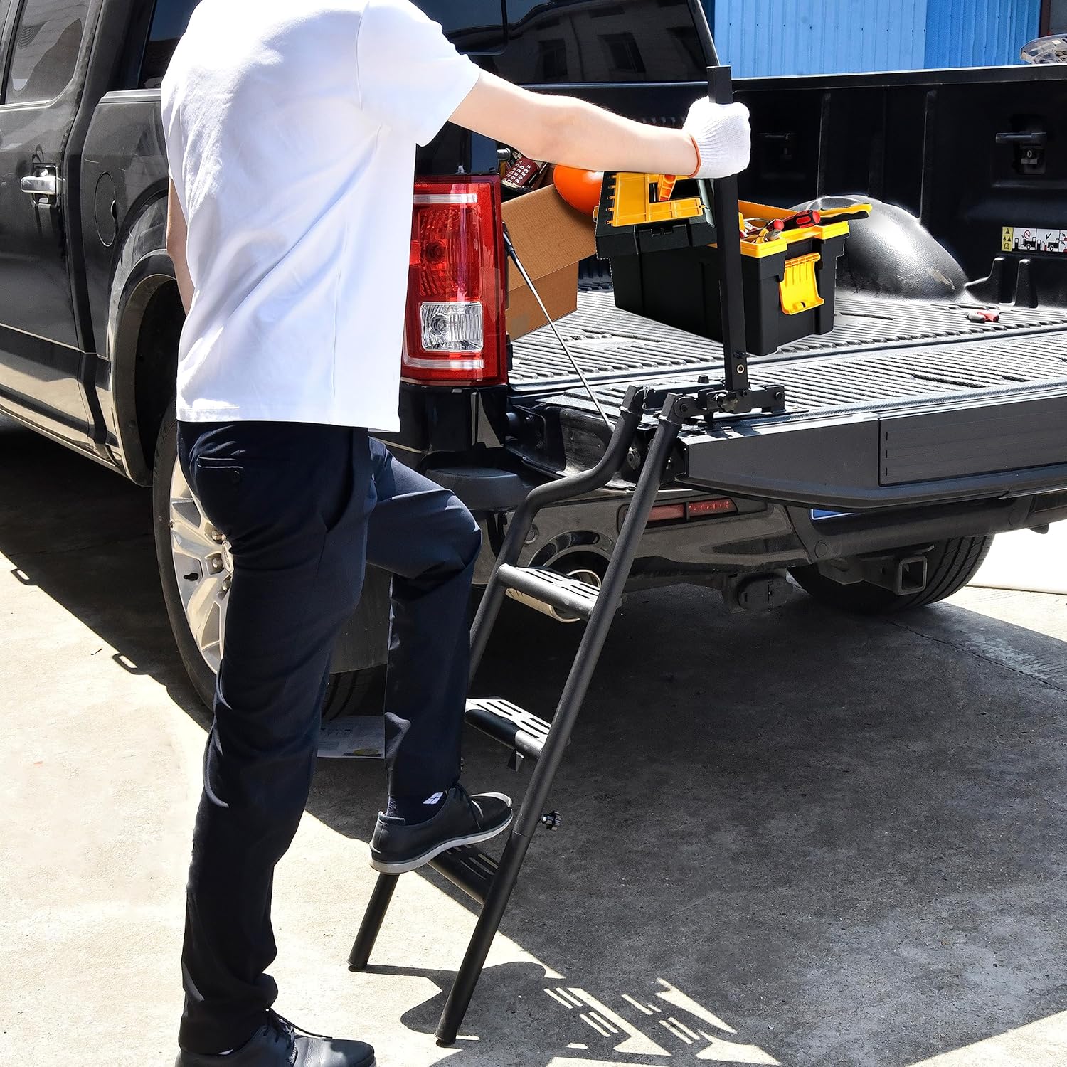 Foldable Pickup Truck Tailgate Ladder with Grab Handle, Heavy Duty Folding Step Ladder X190