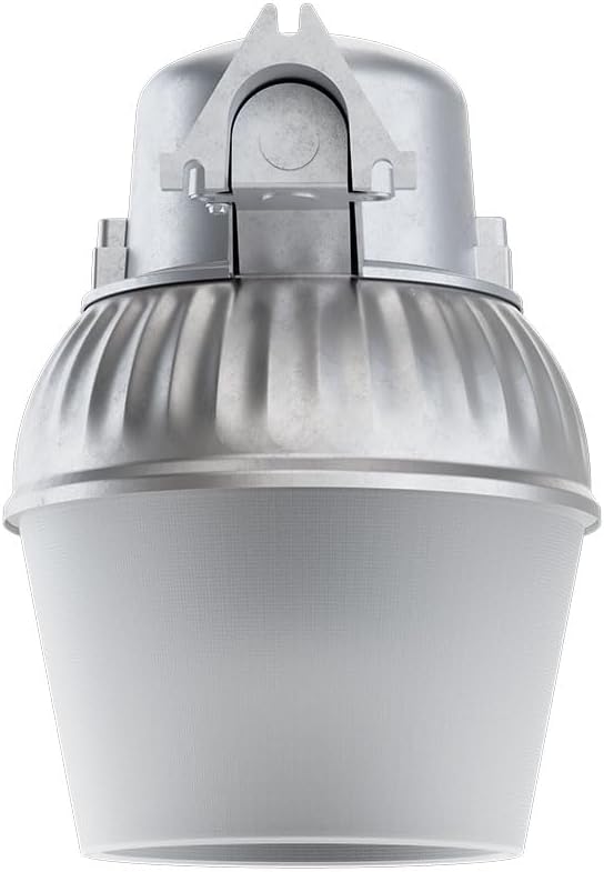 Outdoor LED Area Light with Photocell Dusk-to-Dawn G7037