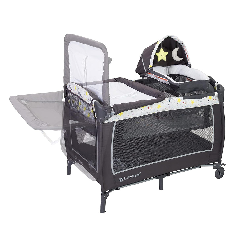 Infant Car Seat with Nursery Center, Black C10452