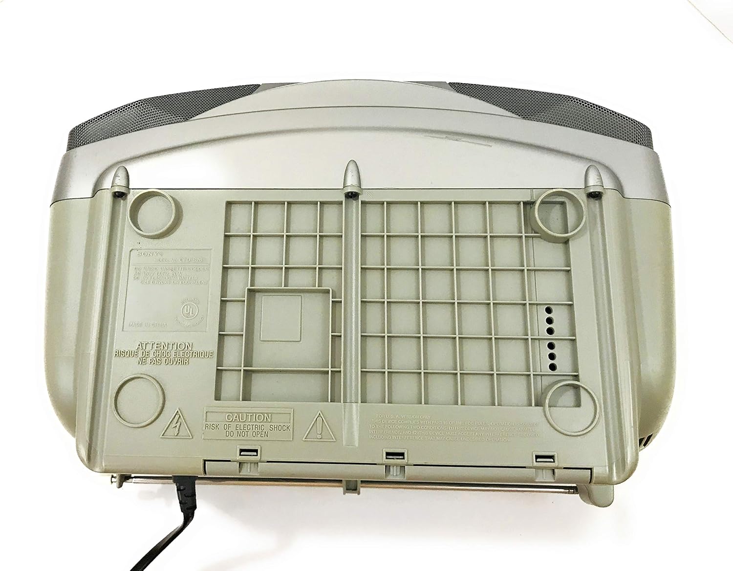 Portable AM/FM/CD Cassette Boombox M511
