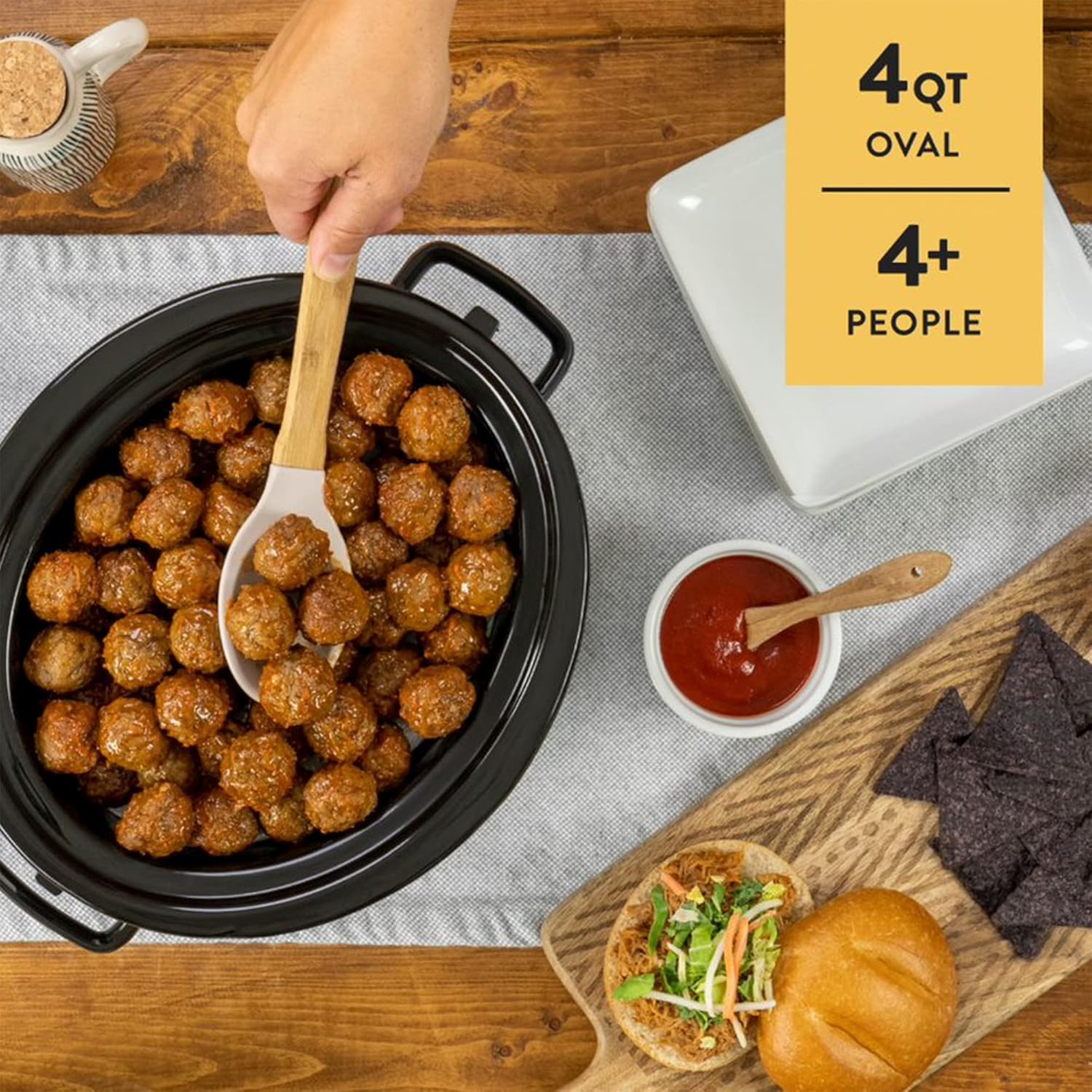 4 Quart Programmable Slow Cooker with Locking Lid and Digital Display M3492