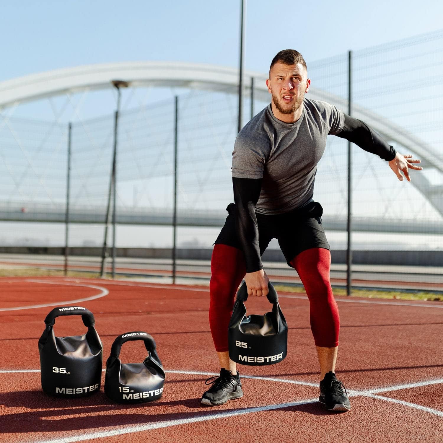 Portable Sand Kettlebell - Soft Sandbag Weight - 35lb / 15.9kg - Black Q594