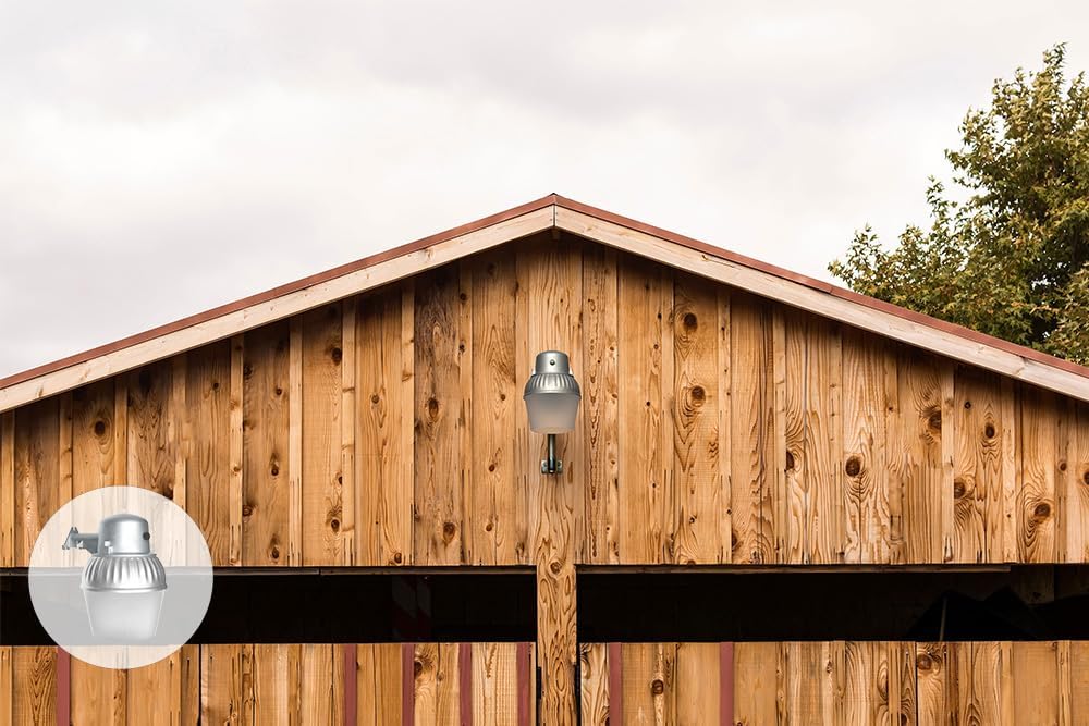 Outdoor LED Area Light with Photocell Dusk-to-Dawn G7037