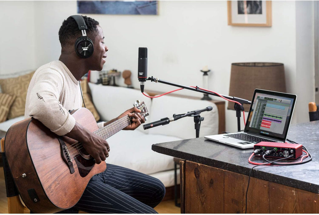 USB Audio Interface with Recording Bundle Q8582