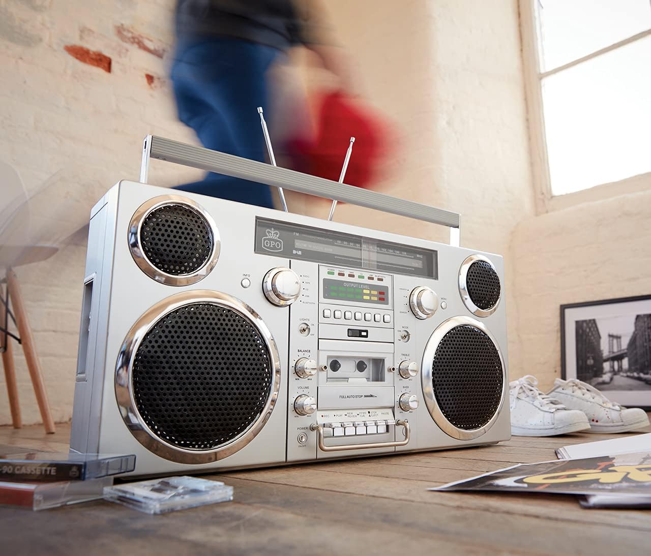 Portable Boombox with CD Player, Cassette Player, FM Radio, Bluetooth L800133