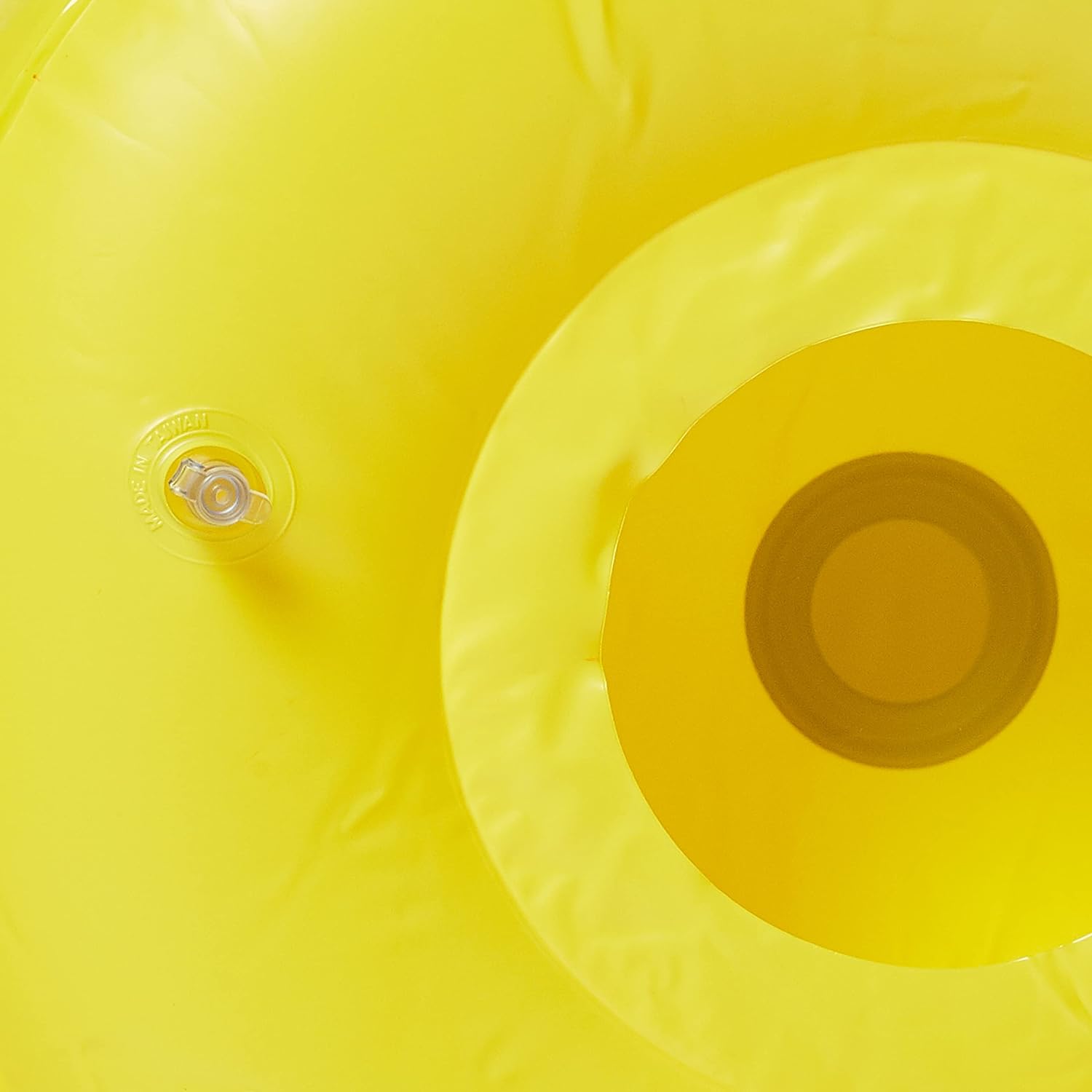 Scuba Diving Deluxe Inflatable Float and Flag Buoy N765809