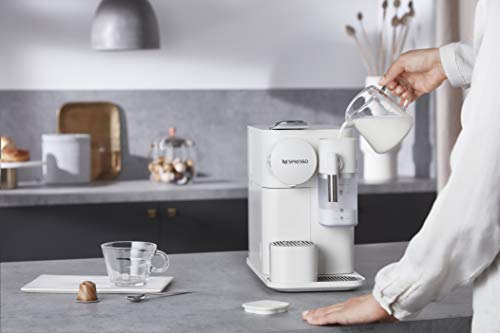 Espresso Machine with Milk Frother, Shadow Black Y9995