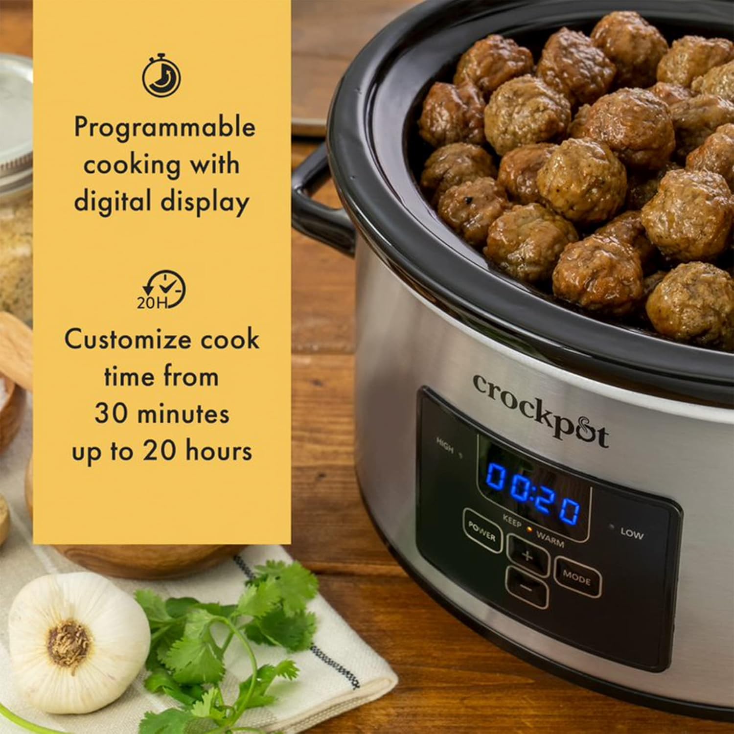 4 Quart Programmable Slow Cooker with Locking Lid and Digital Display M3492