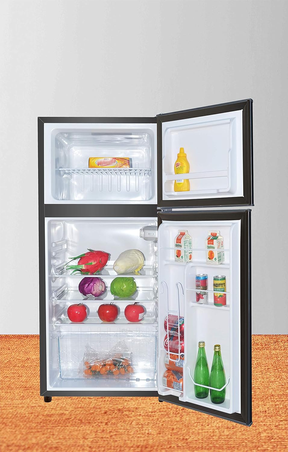 2 Door Refrigerator/Freezer, 4.6 cu ft, Black Stainless Steel E872